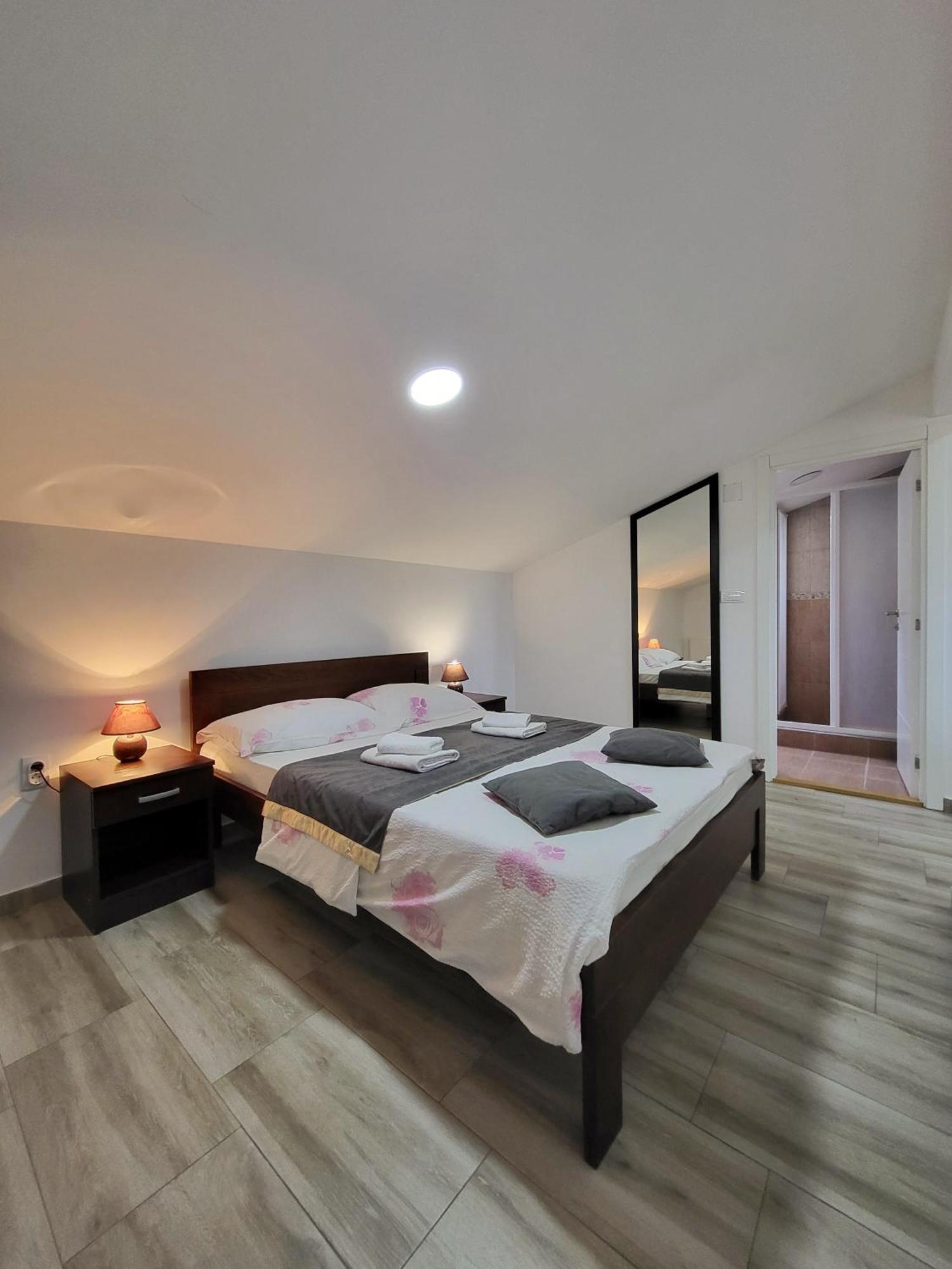 Apartmani Tarsko Jezero Zaovine 外观 照片